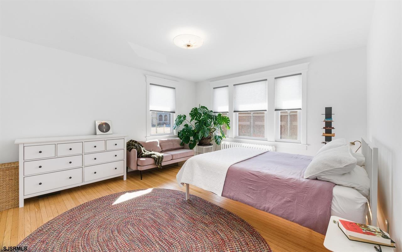 3 S montpelier Ave