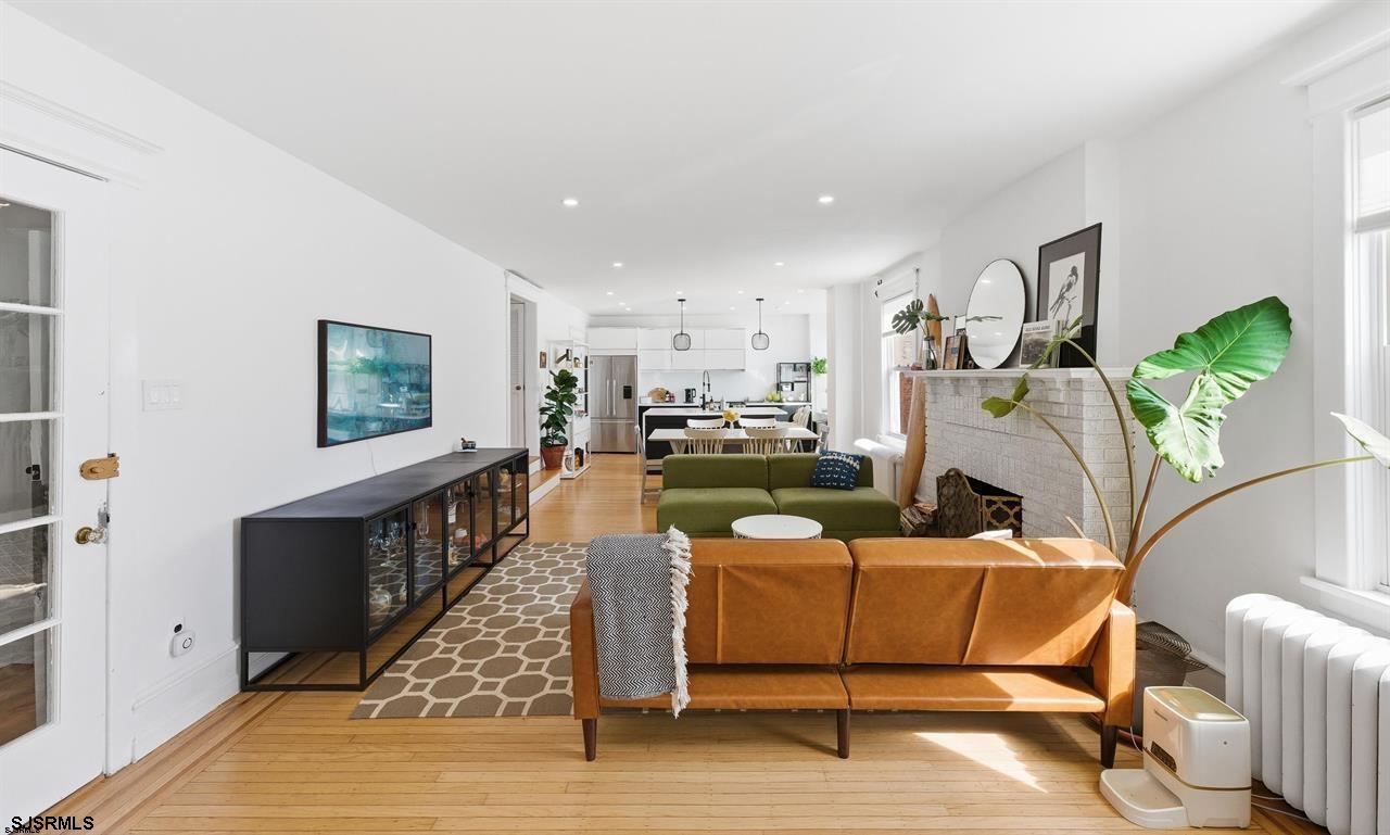 3 S montpelier Ave