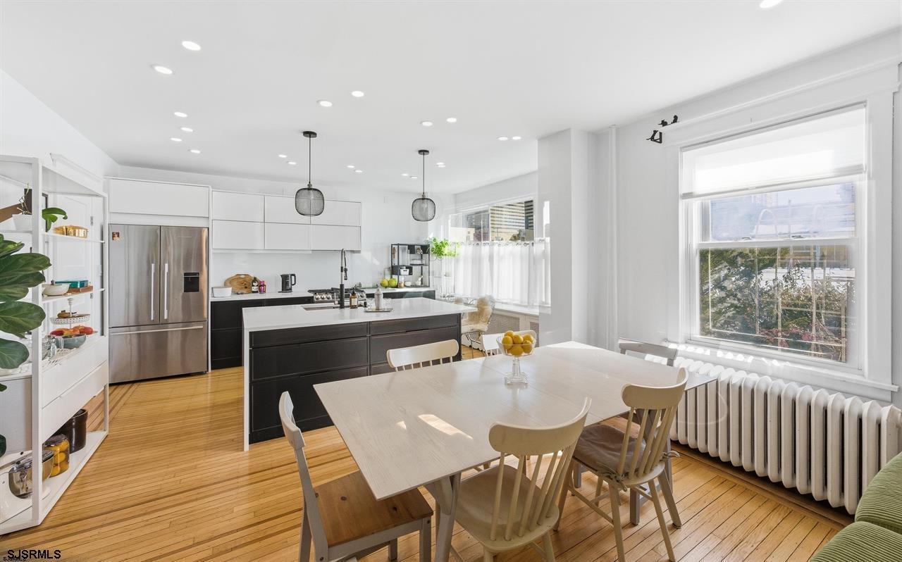 3 S montpelier Ave