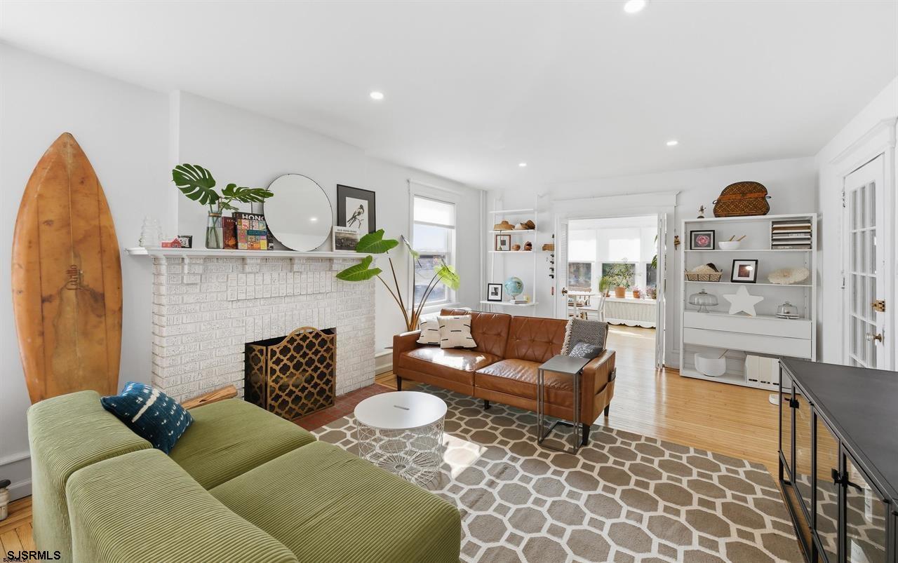 3 S montpelier Ave