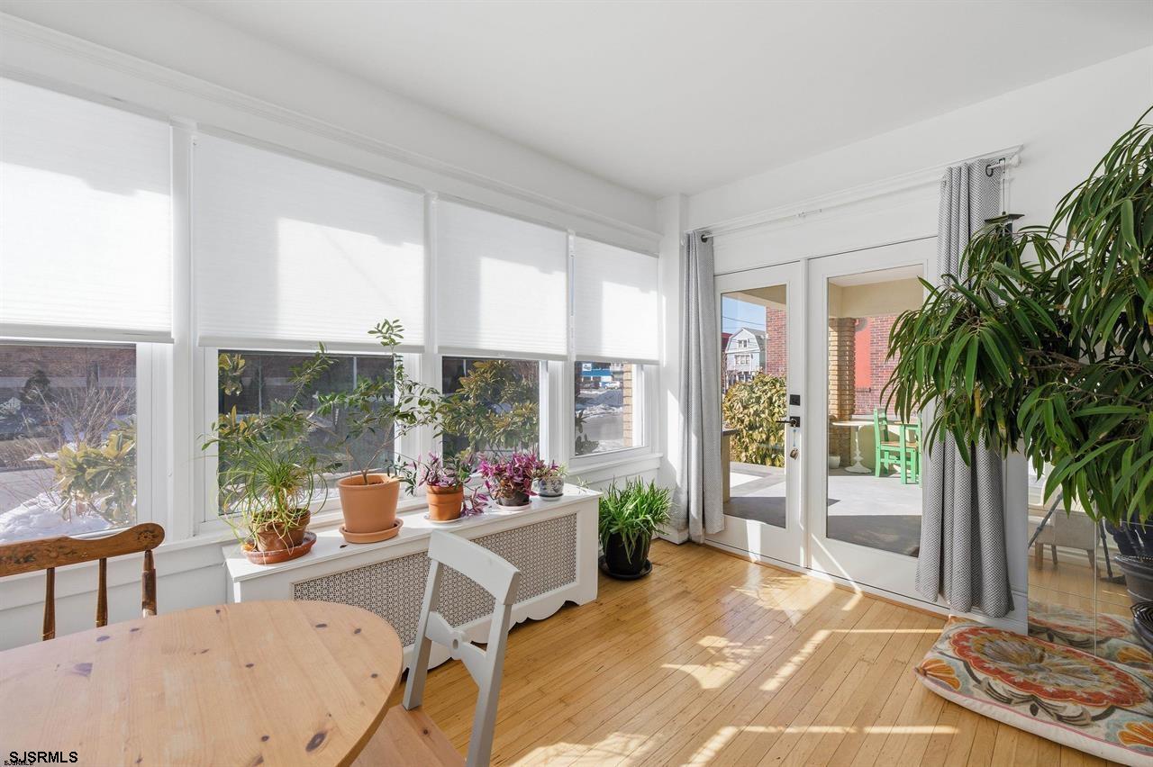 3 S montpelier Ave