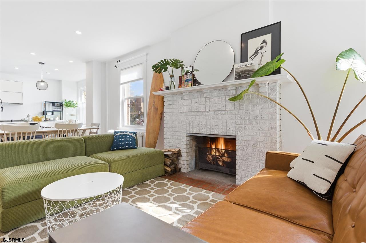 3 S montpelier Ave