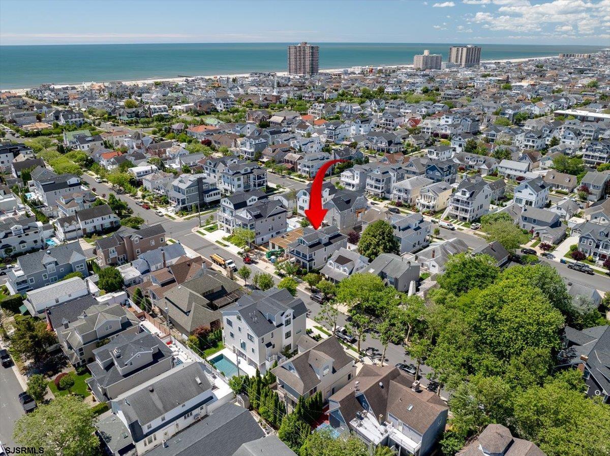 108 N Pembroke Ave