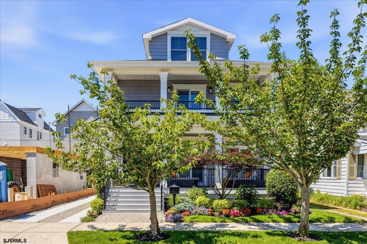 108 N Pembroke Ave