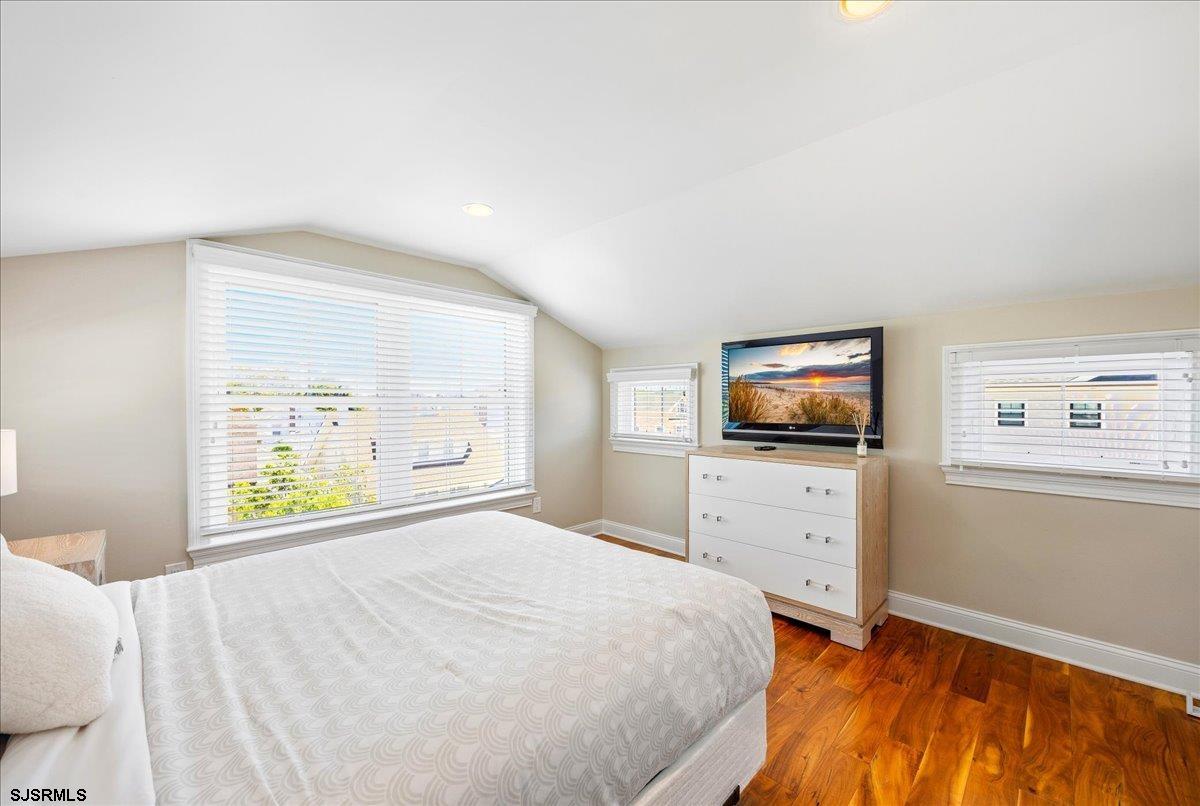 108 N Pembroke Ave