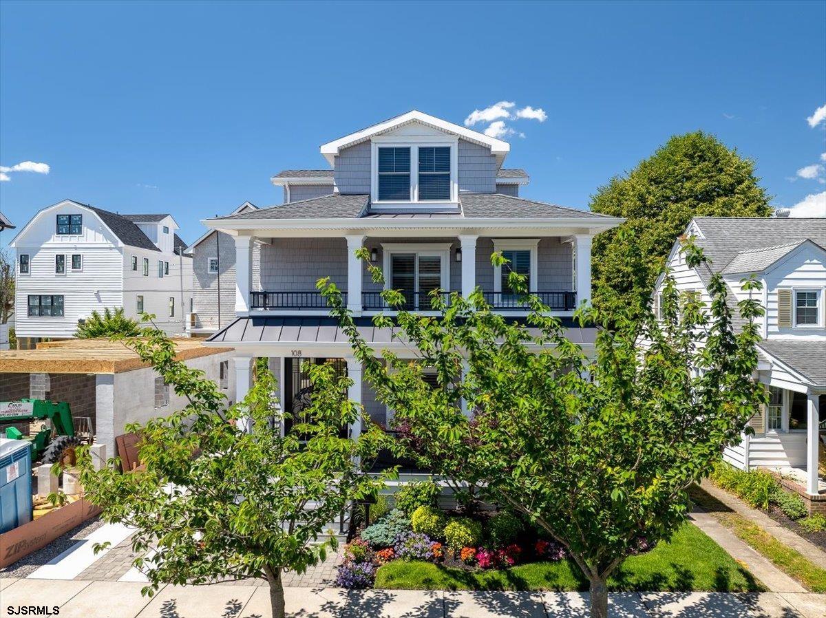 108 N Pembroke Ave