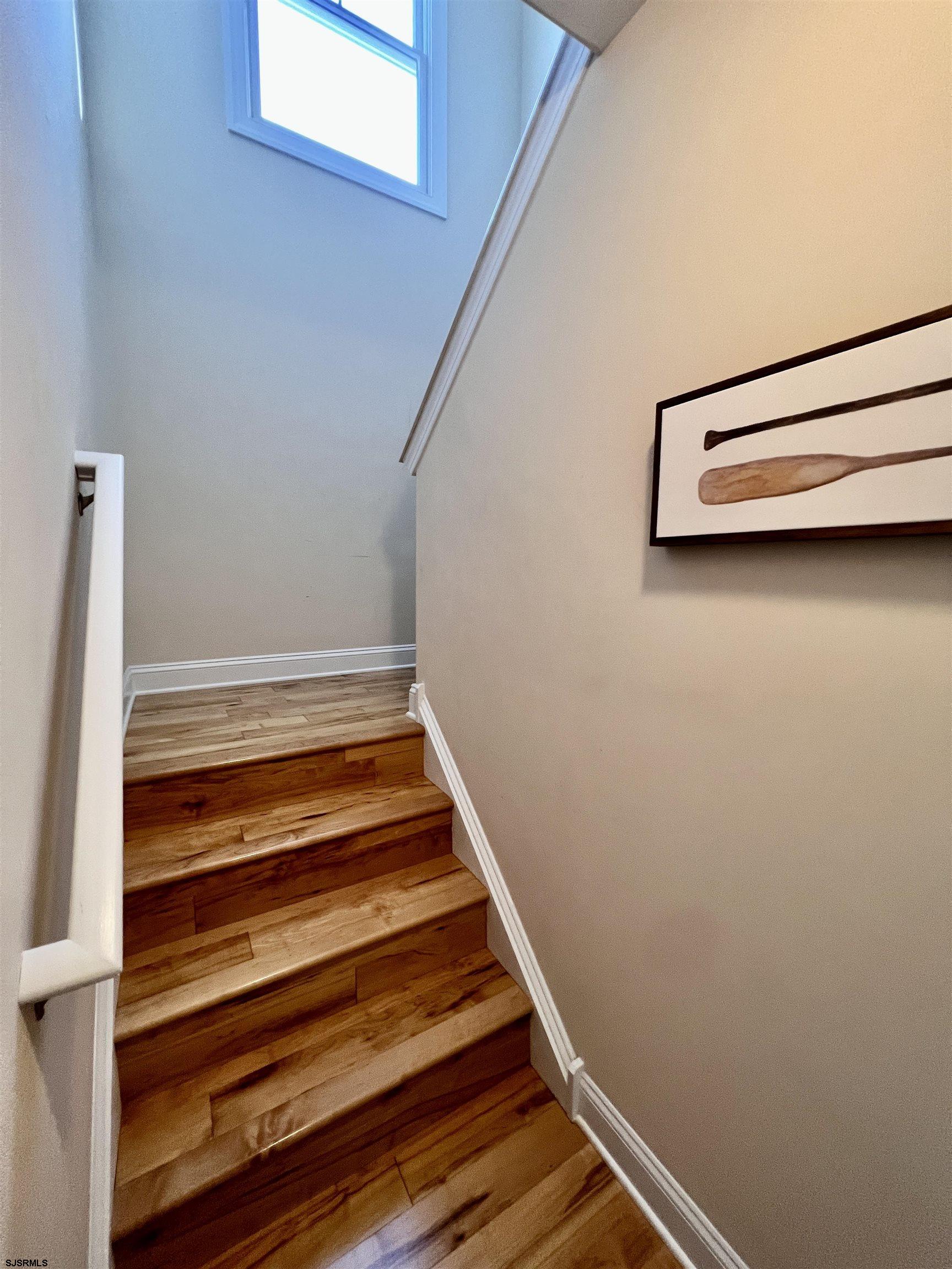 107 N Douglas Ave