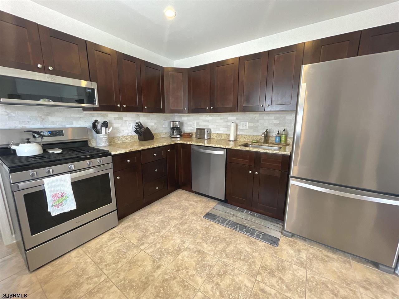 414 N Union Ave