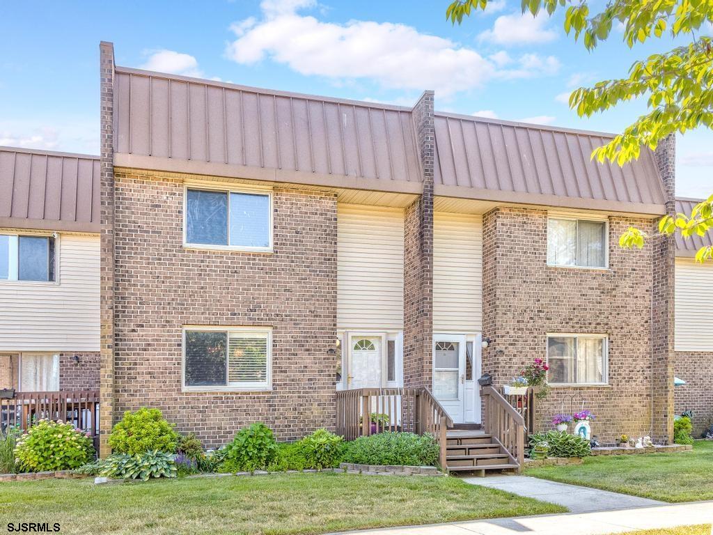 801 Dudley Ct