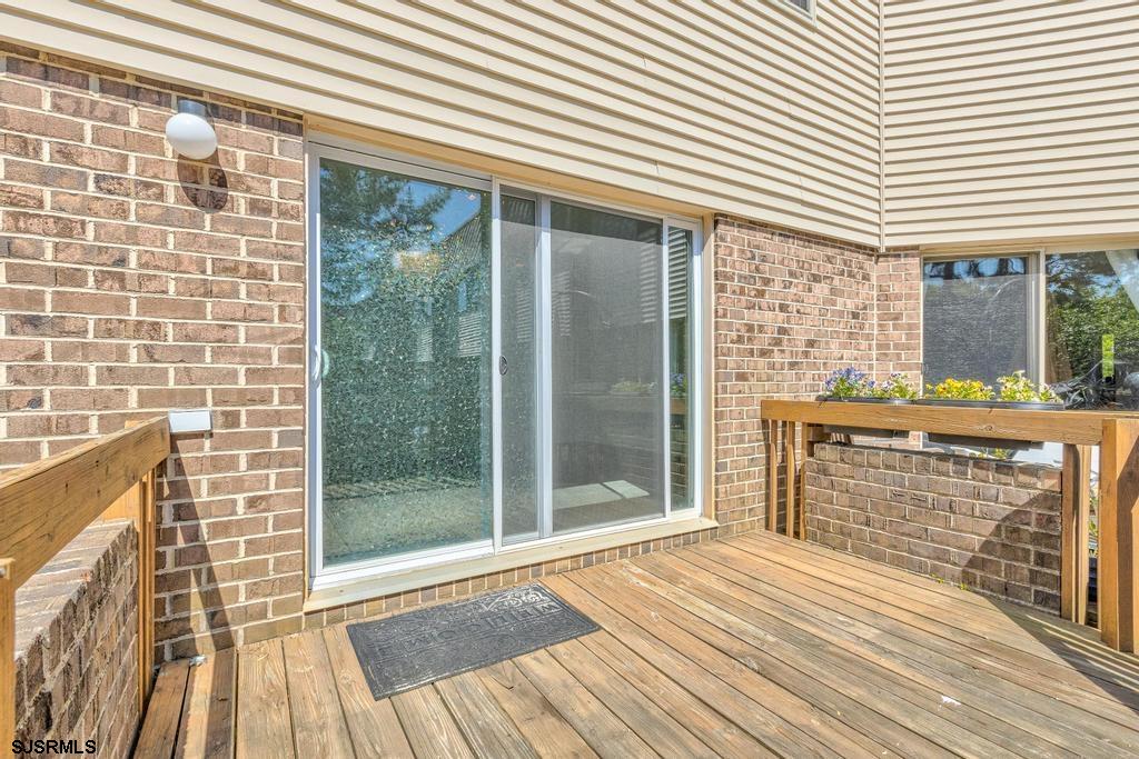 801 Dudley Ct