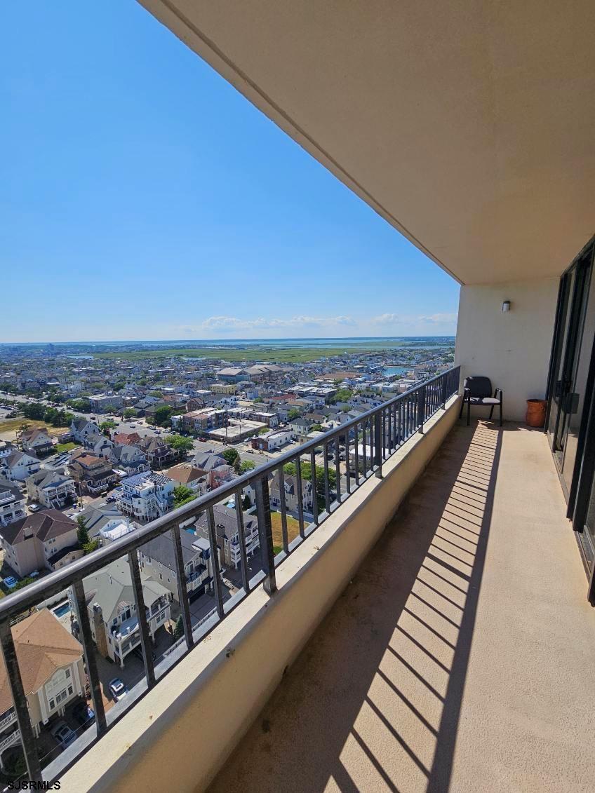 3851 Boardwalk Unit: 2210