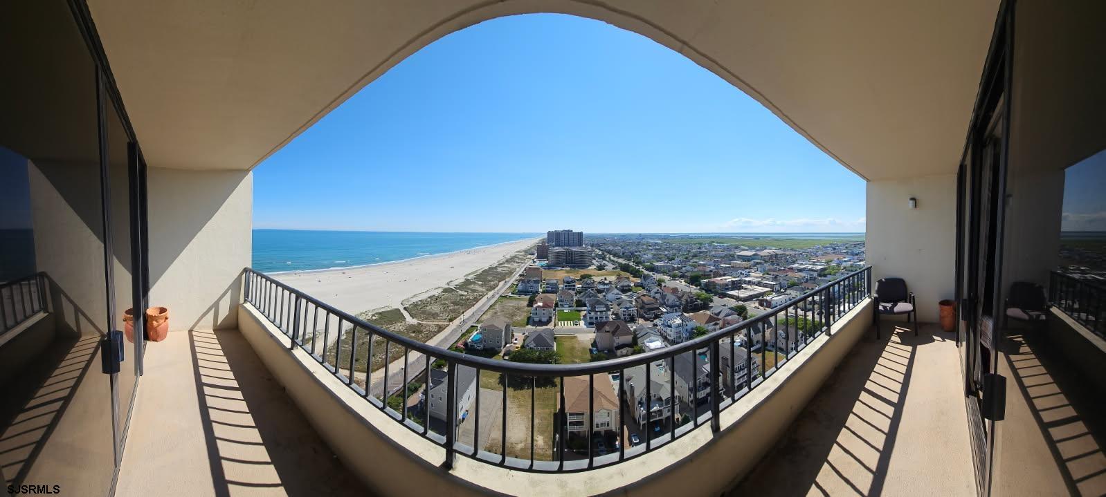 3851 Boardwalk Unit: 2210