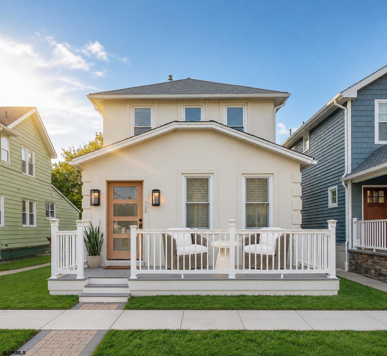 229 N Fredricksburg Ave