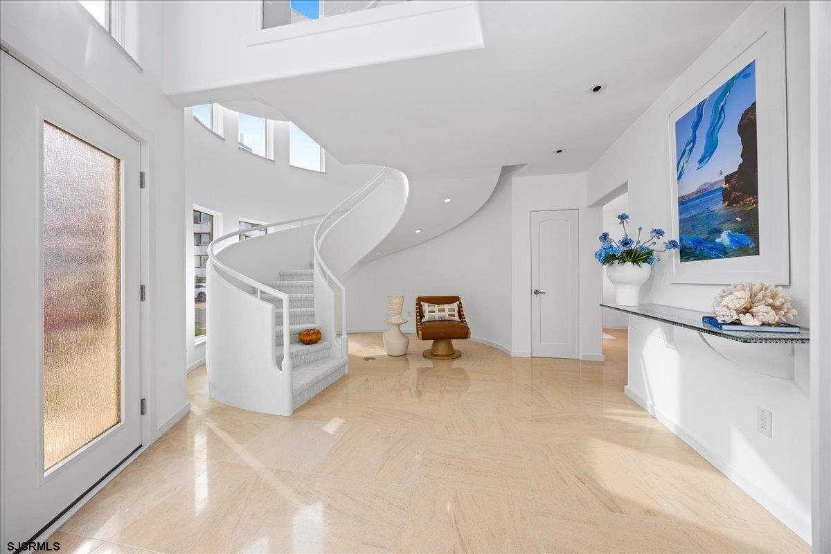 121 S 17th Ave