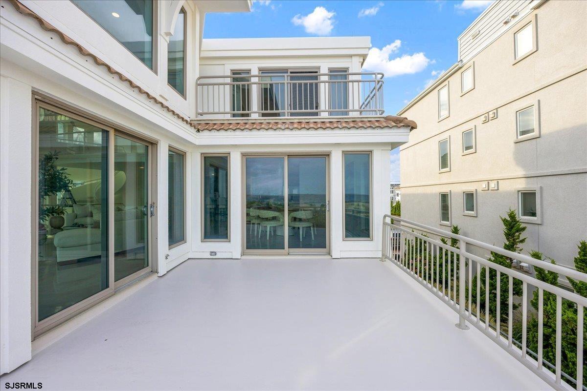 121 S 17th Ave