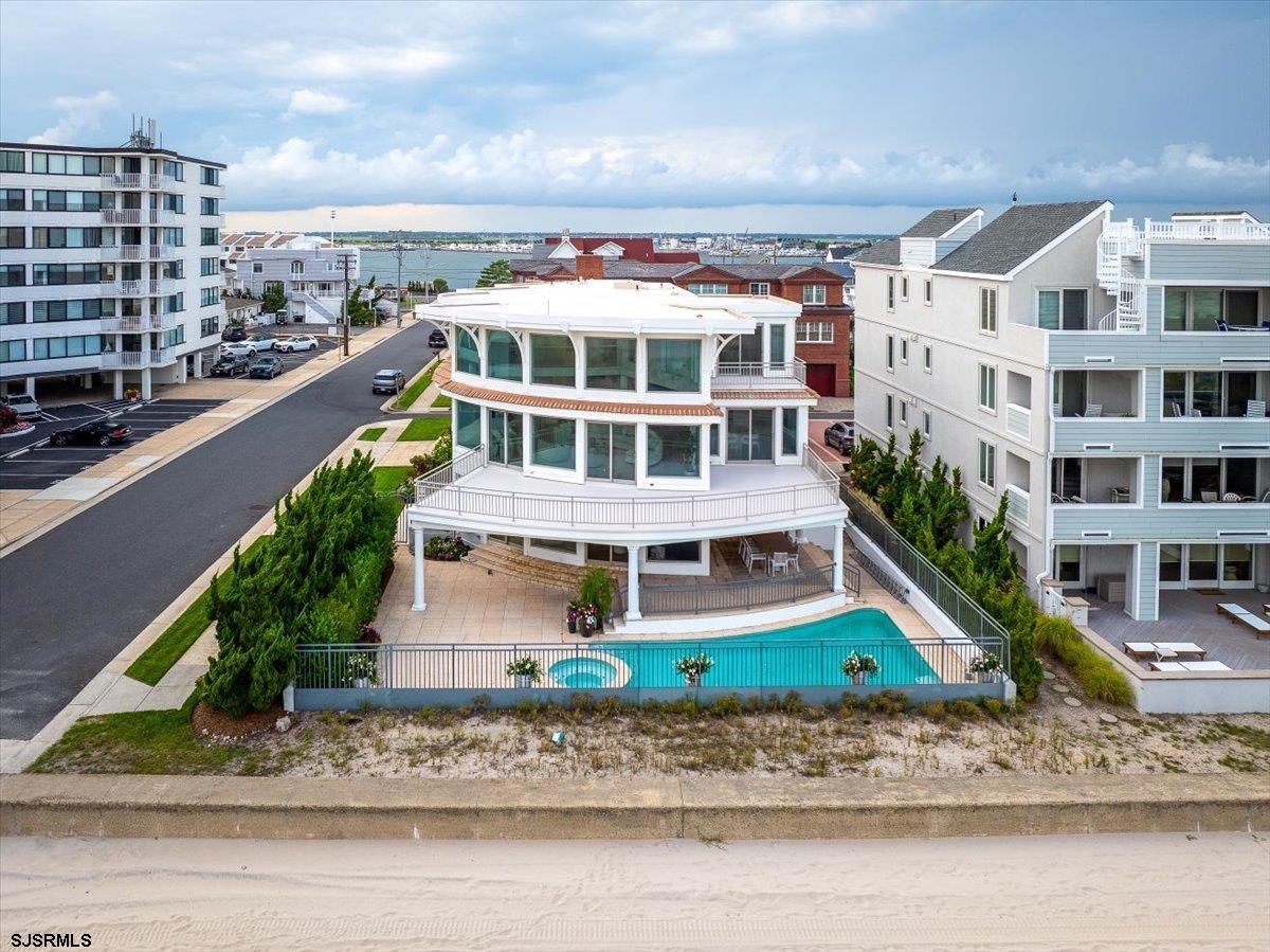121 S 17th Ave