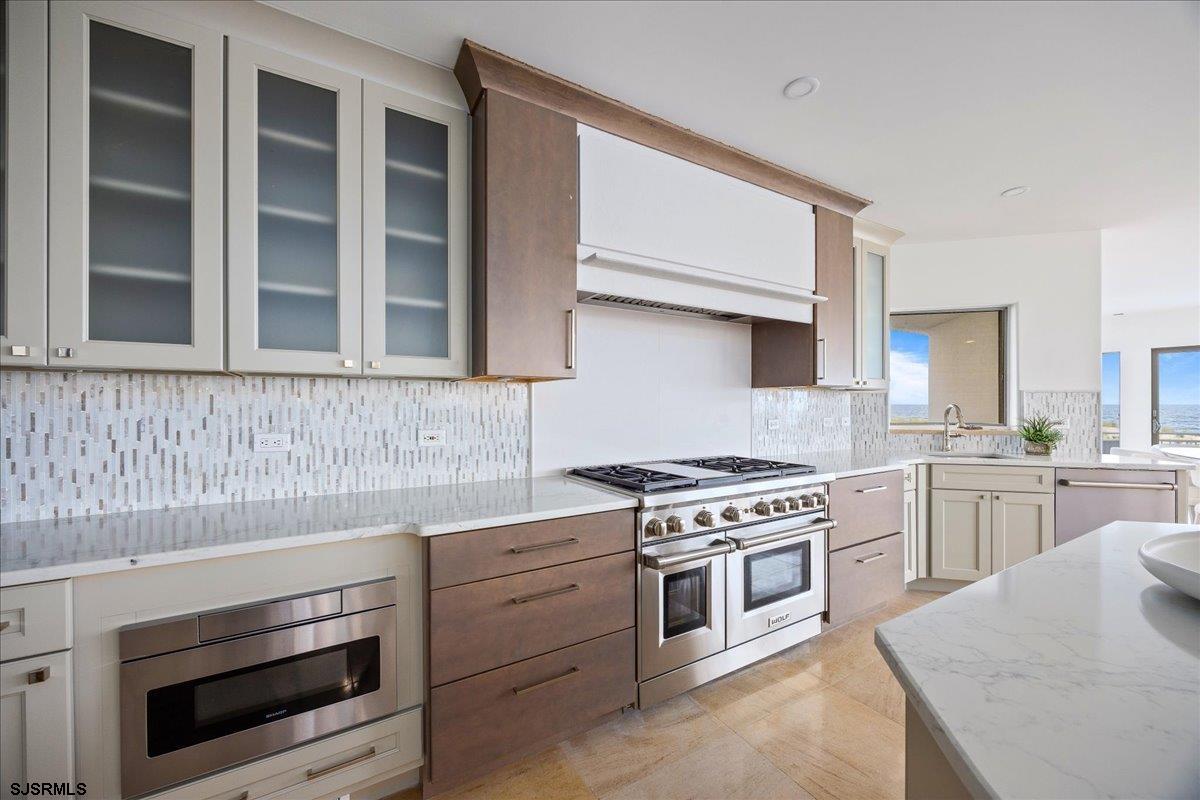 121 S 17th Ave