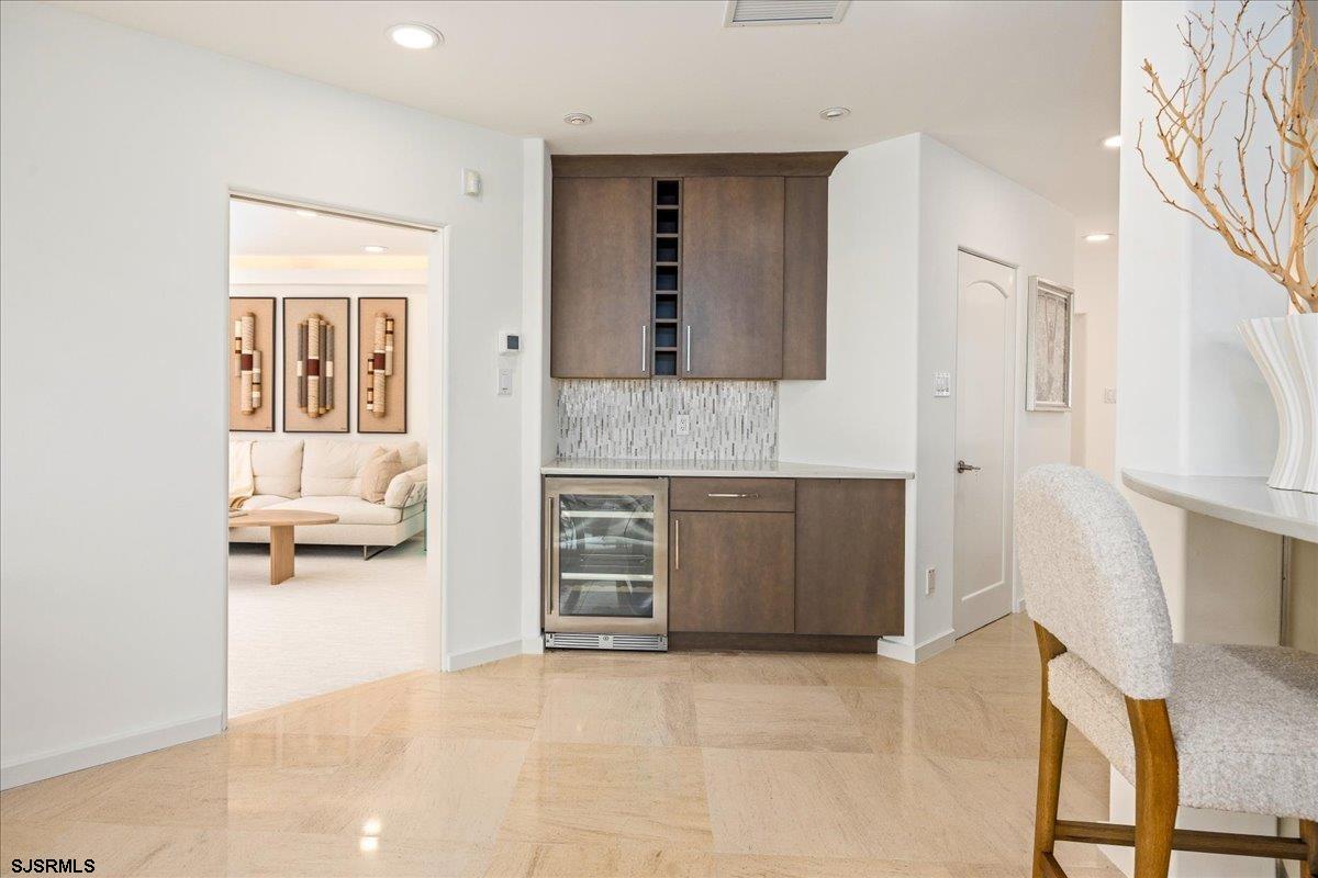 121 S 17th Ave