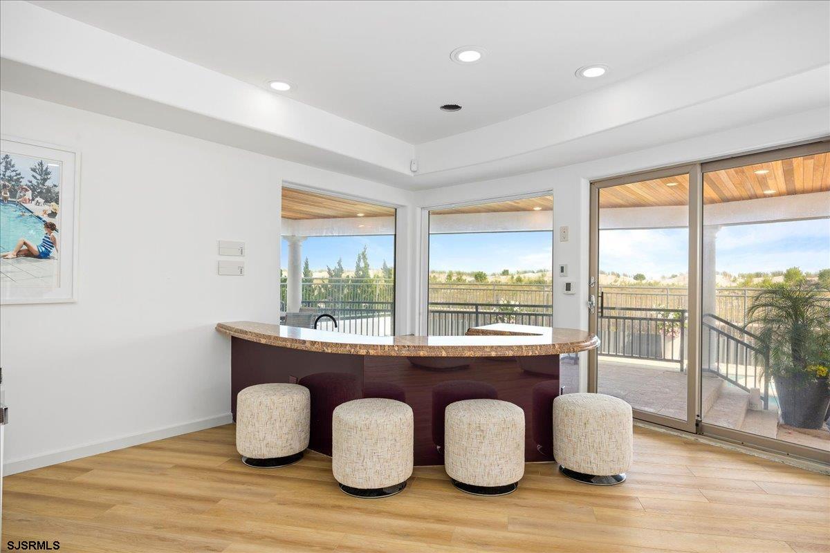 121 S 17th Ave