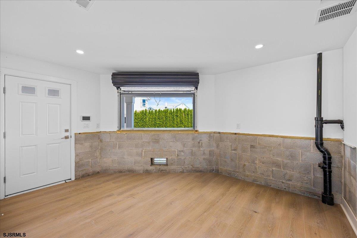 323 N Huntington Ave