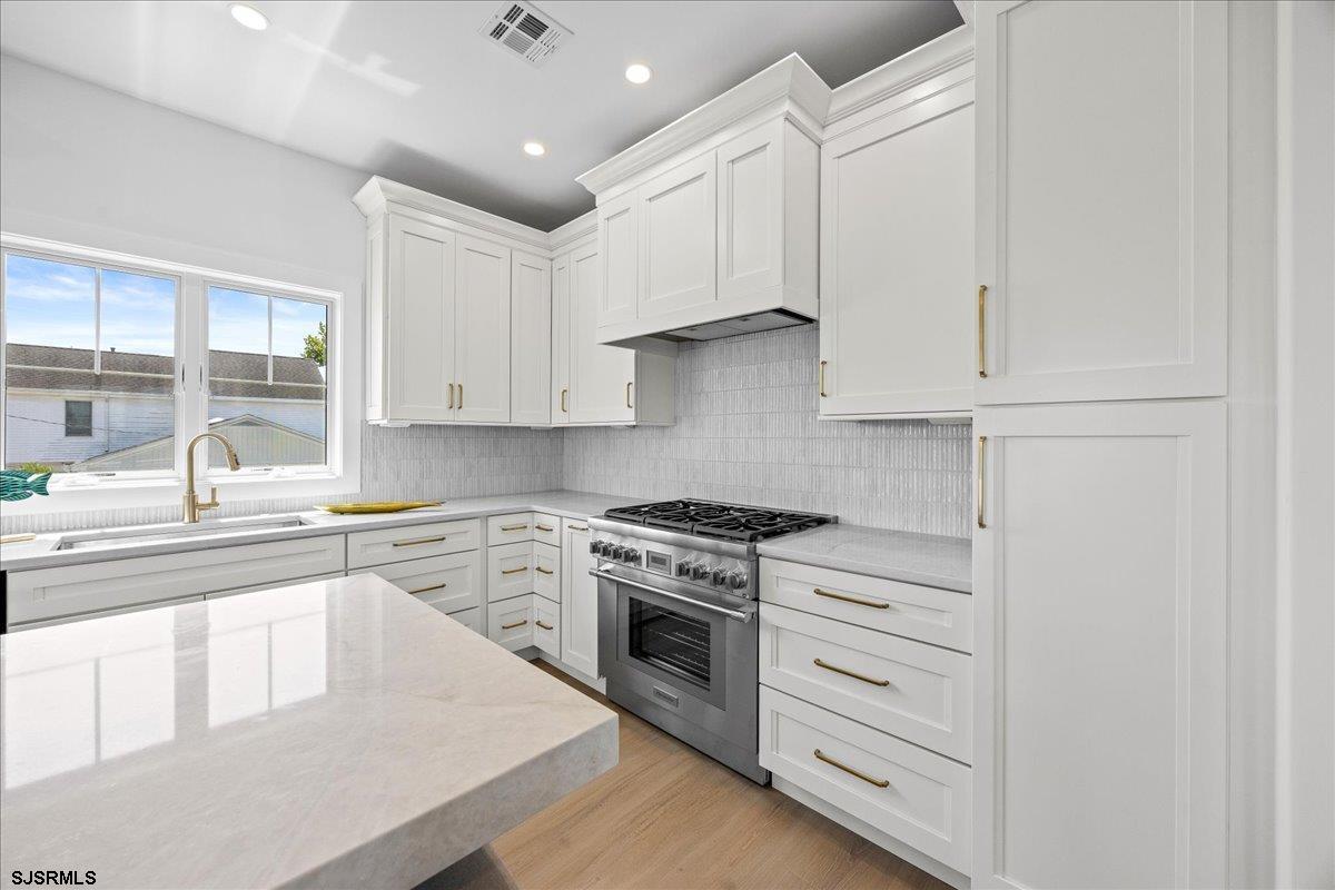 323 N Huntington Ave