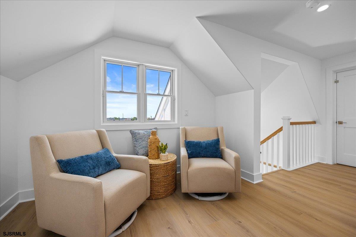 323 N Huntington Ave