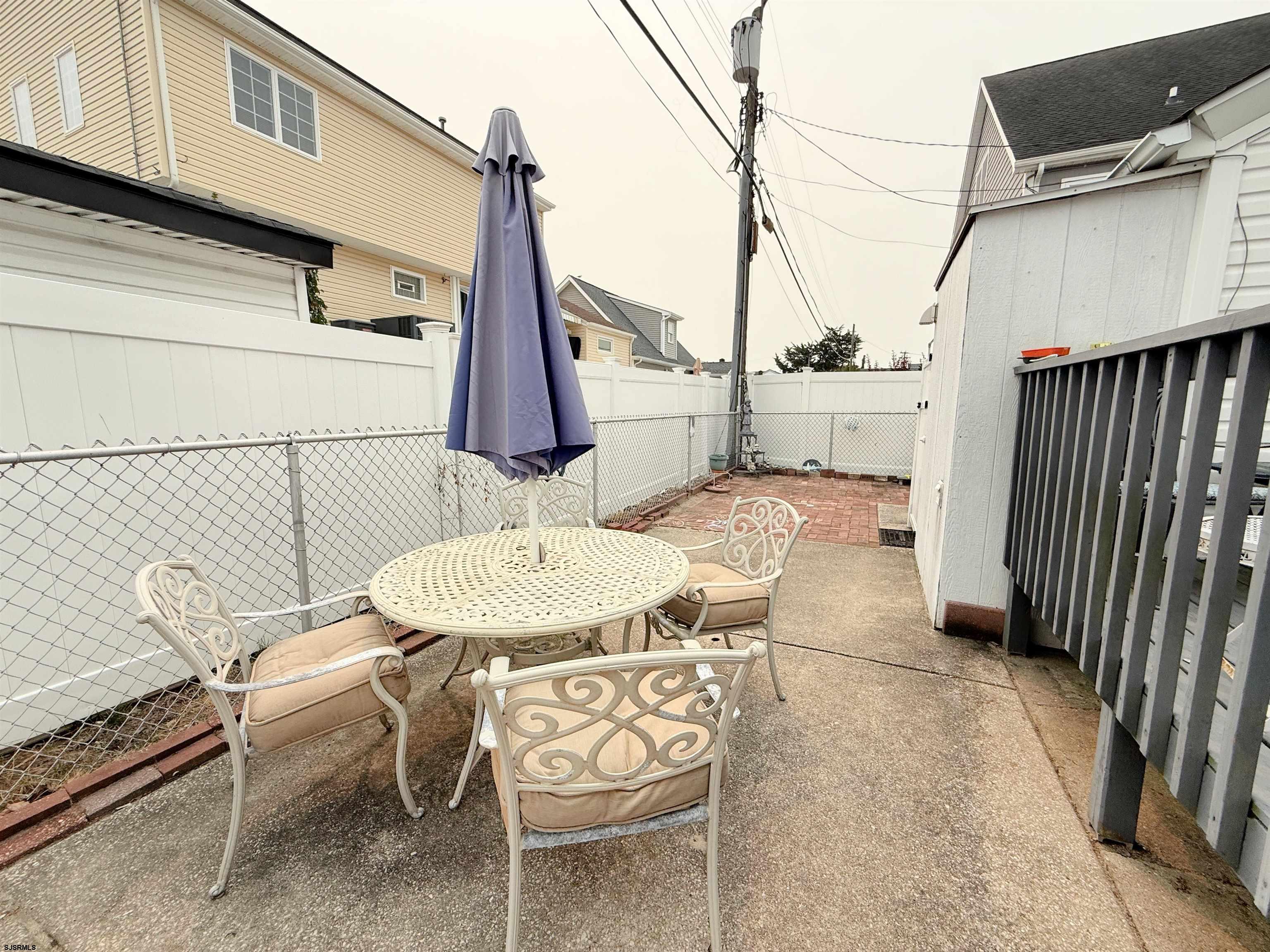 223 N Wyoming Ave