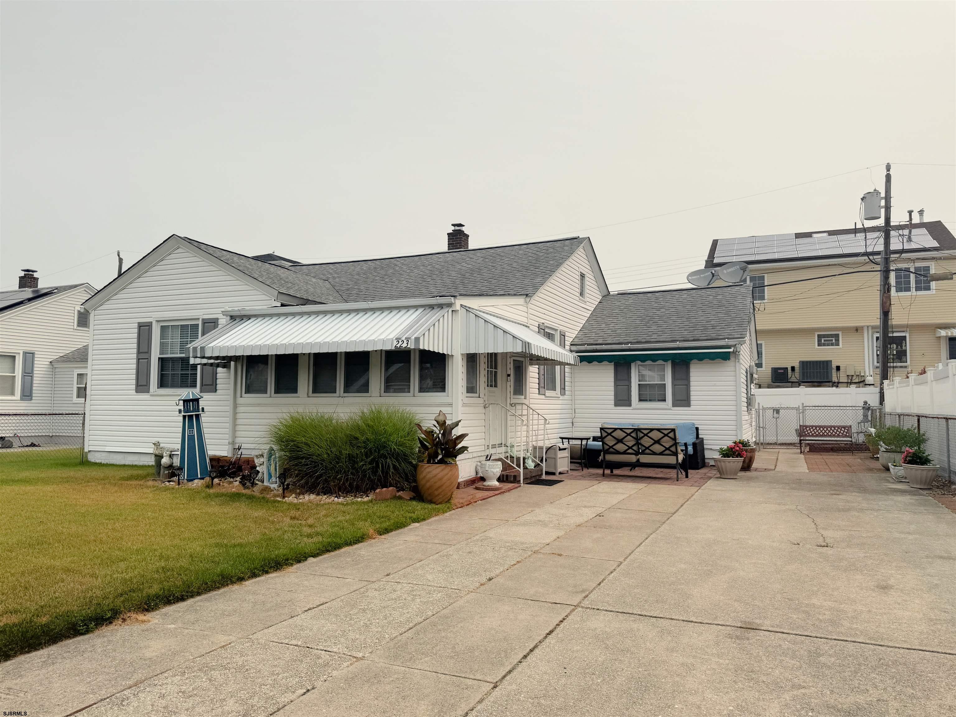 223 N Wyoming Ave