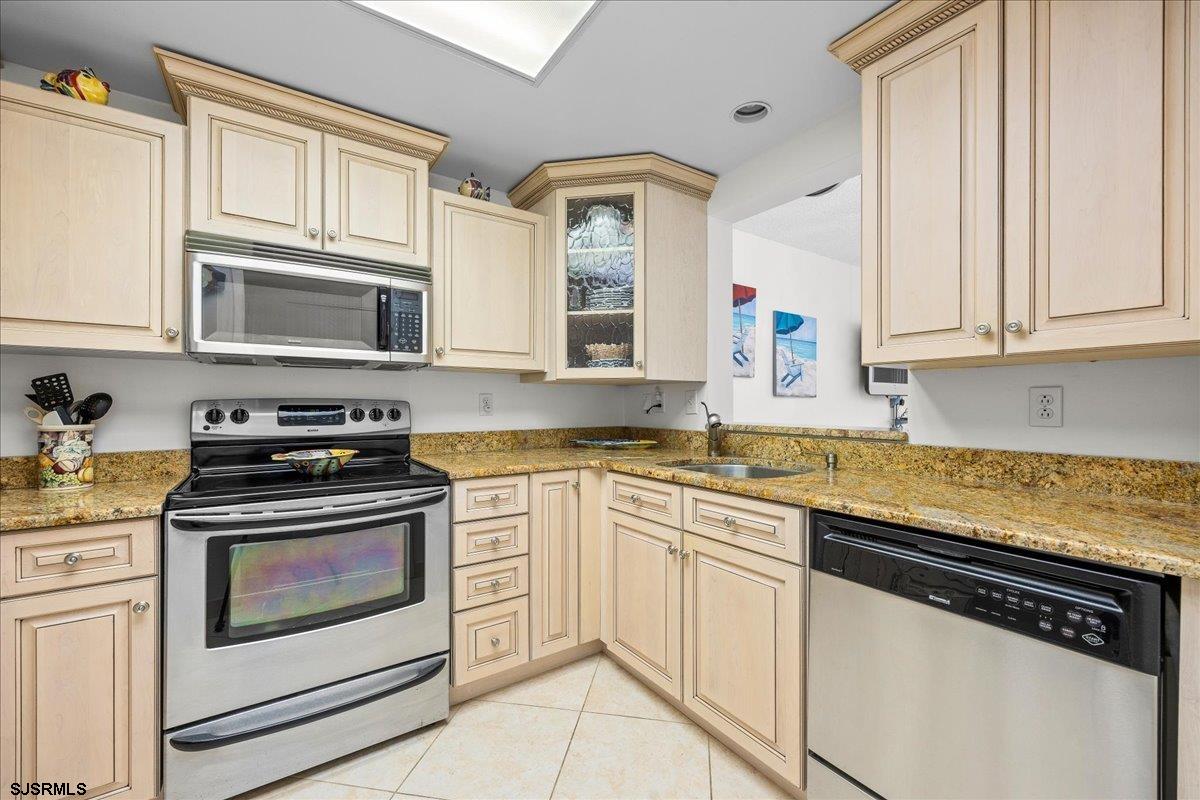 3101 Boardwalk Unit: 1903A
