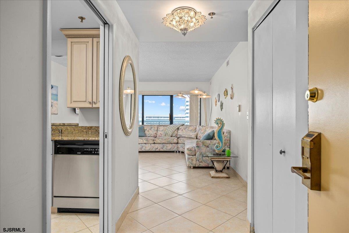 3101 Boardwalk Unit: 1903A