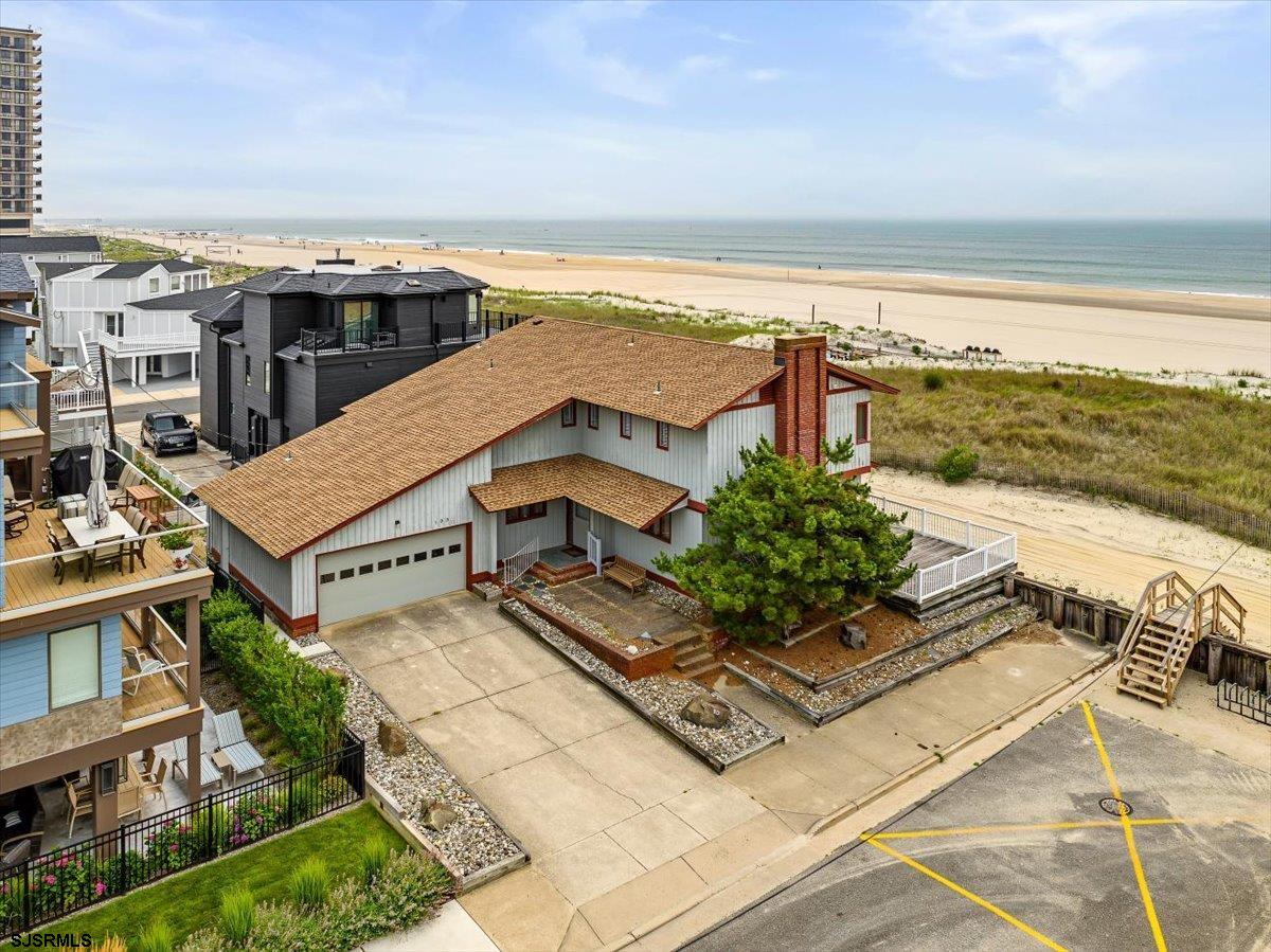 103 S 35th Ave