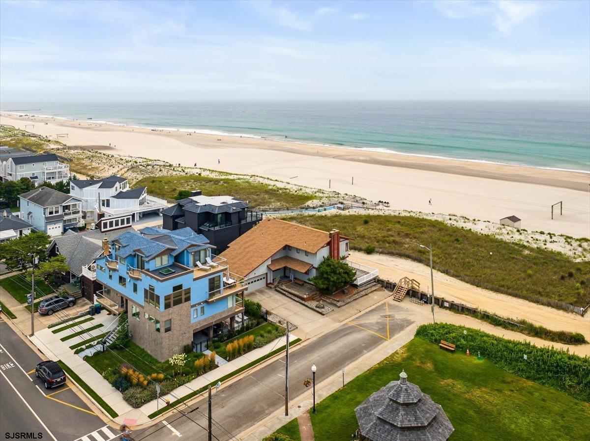 103 S 35th Ave