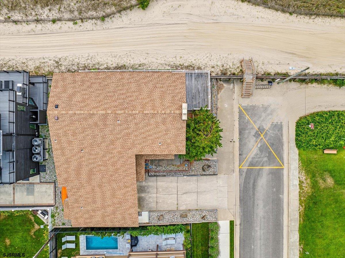 103 S 35th Ave