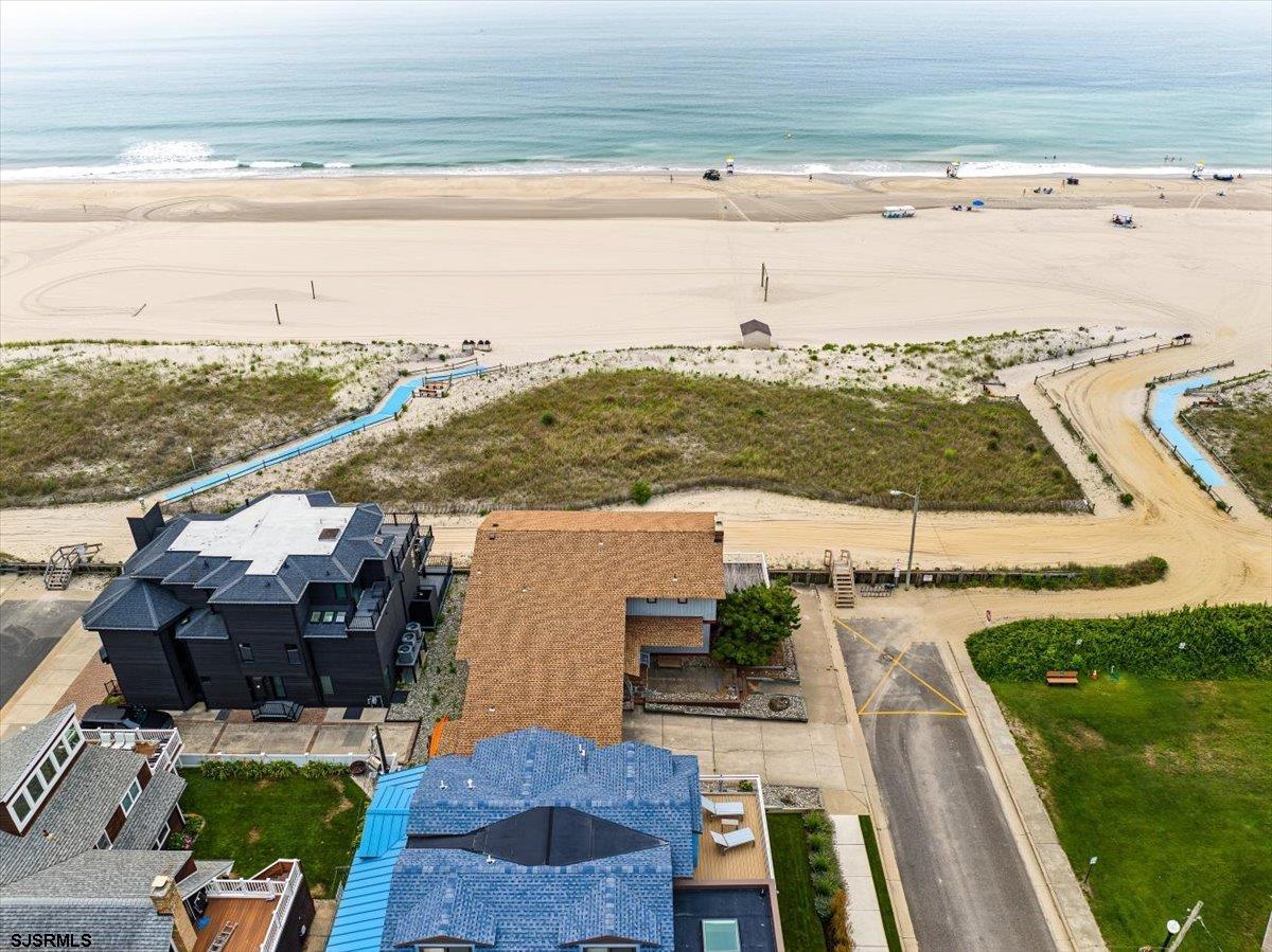 103 S 35th Ave
