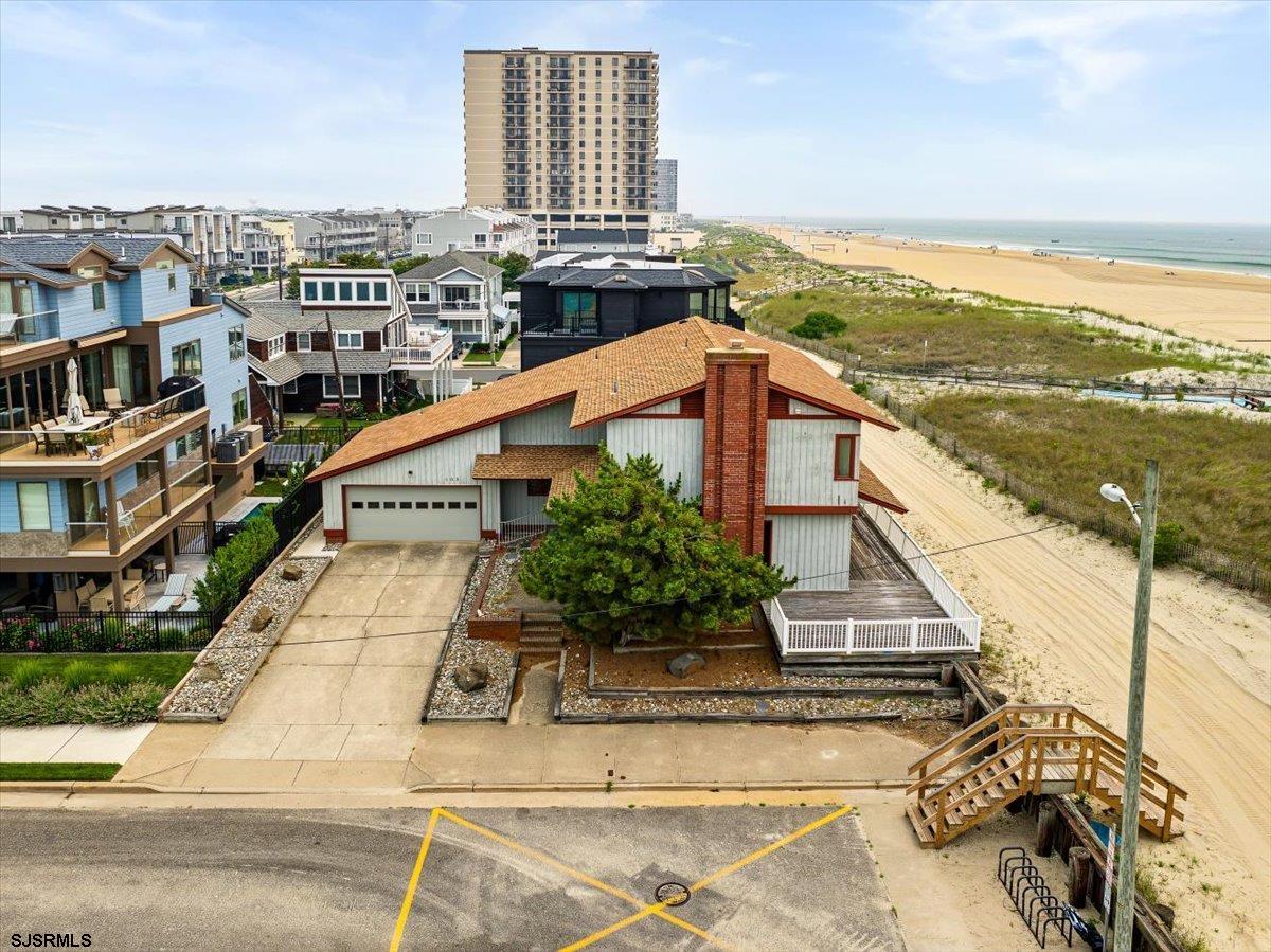 103 S 35th Ave