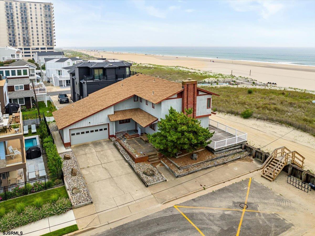 103 S 35th Ave