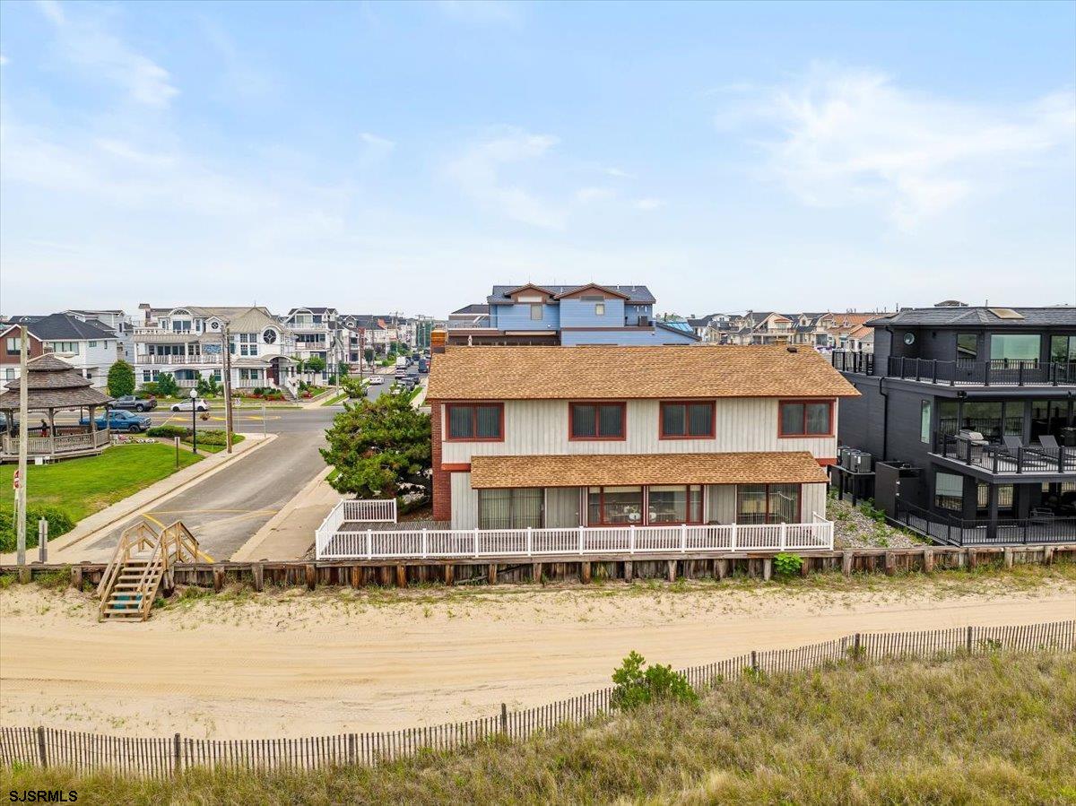 103 S 35th Ave
