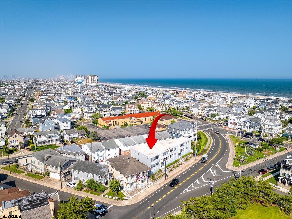 2707 Ventnor
