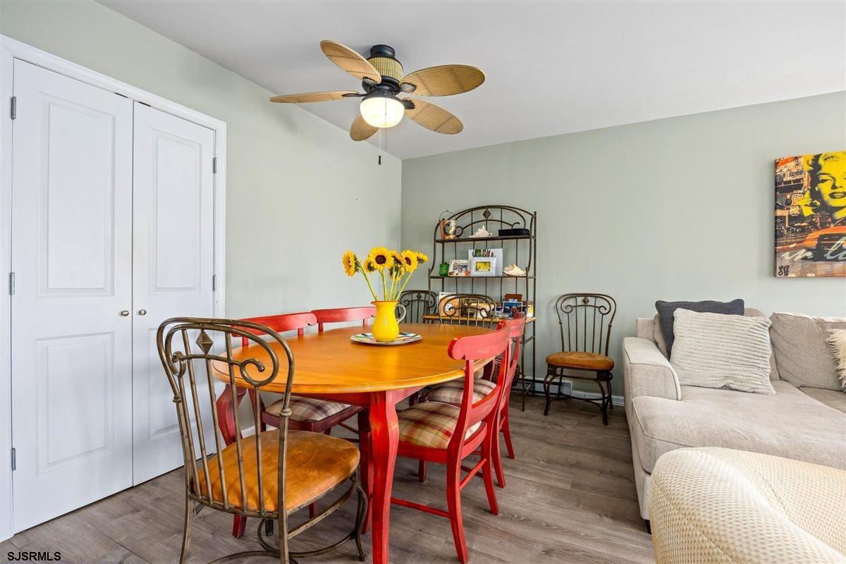 2707 Ventnor