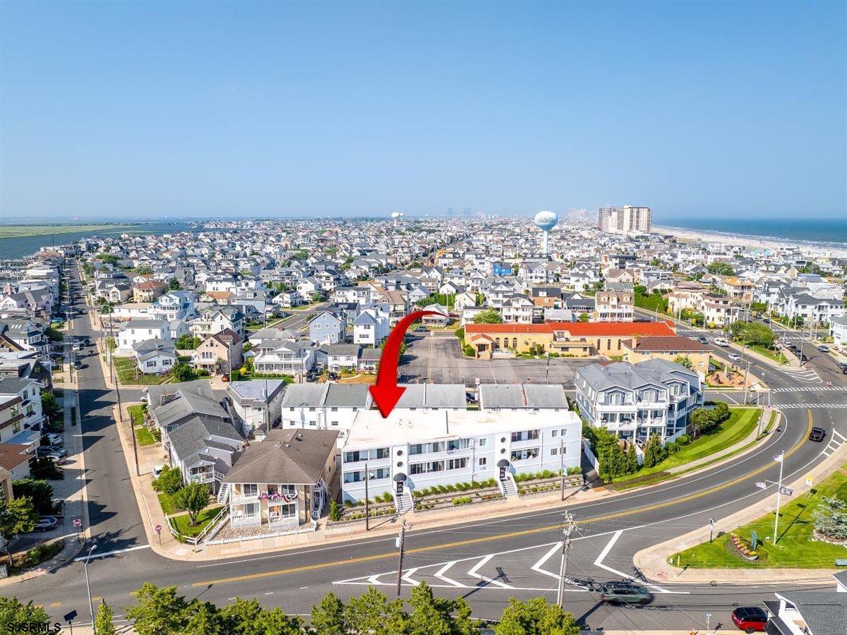 2707 Ventnor