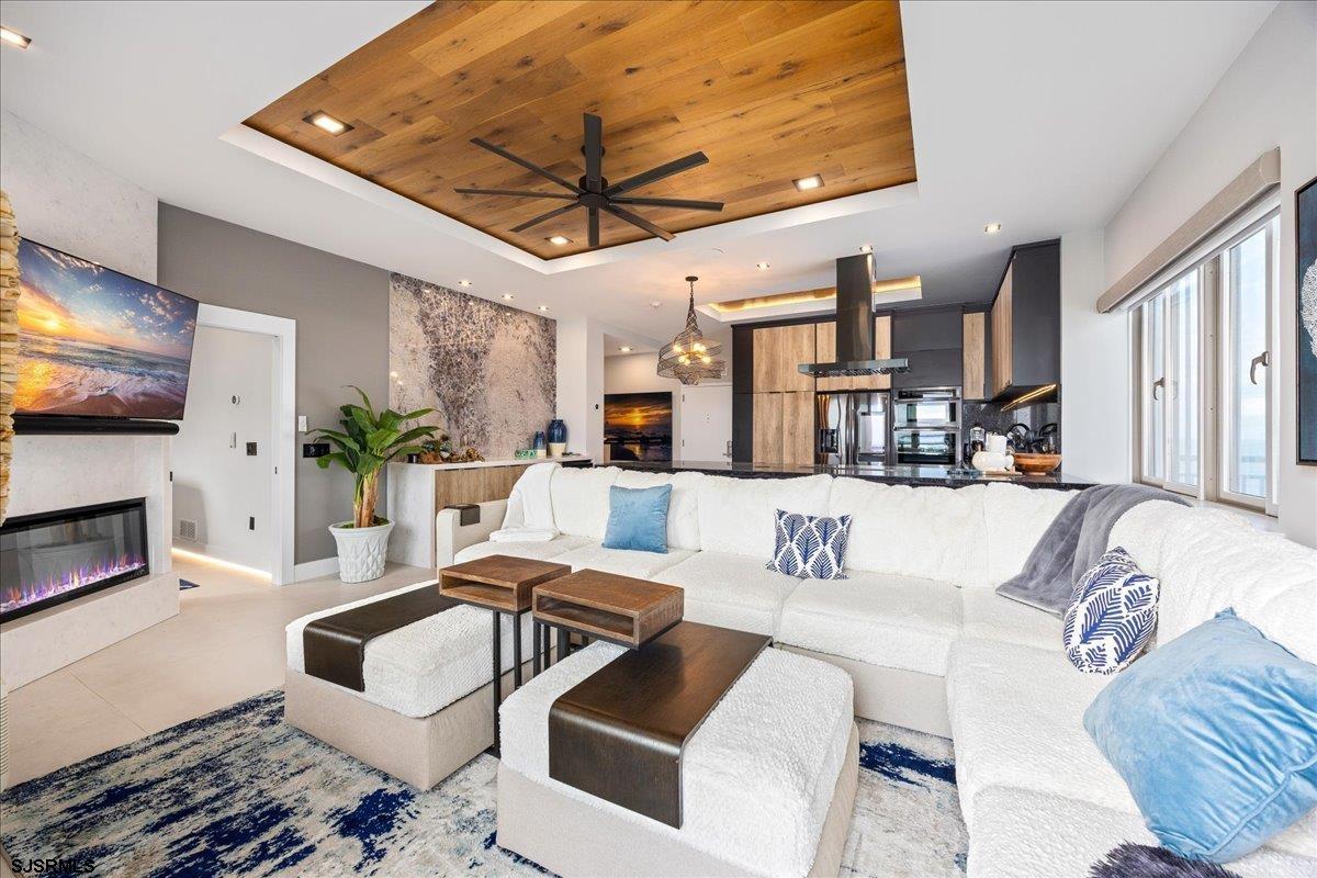 9600 Atlantic Ave Unit: 1815
