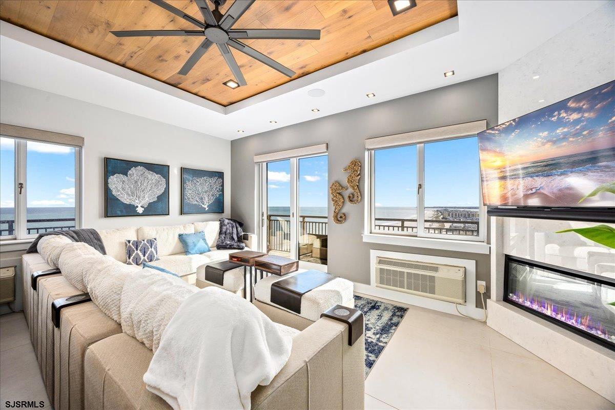 9600 Atlantic Ave Unit: 1815