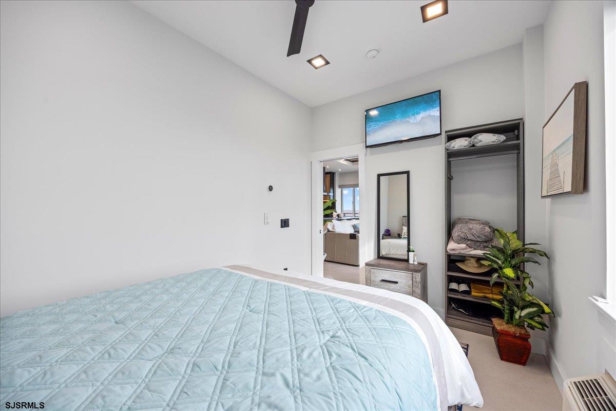 9600 Atlantic Ave Unit: 1815