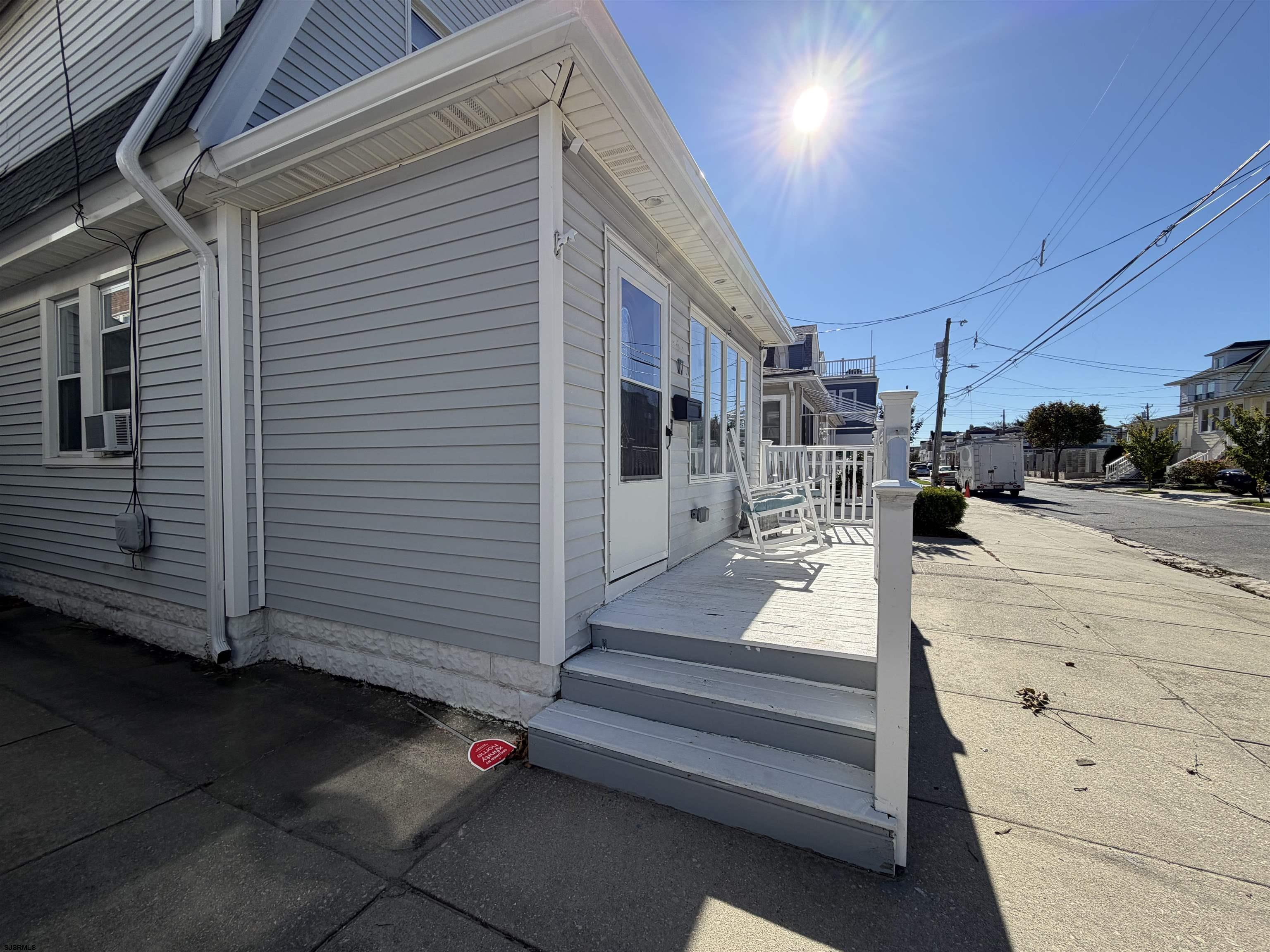 17 N Buffalo Ave