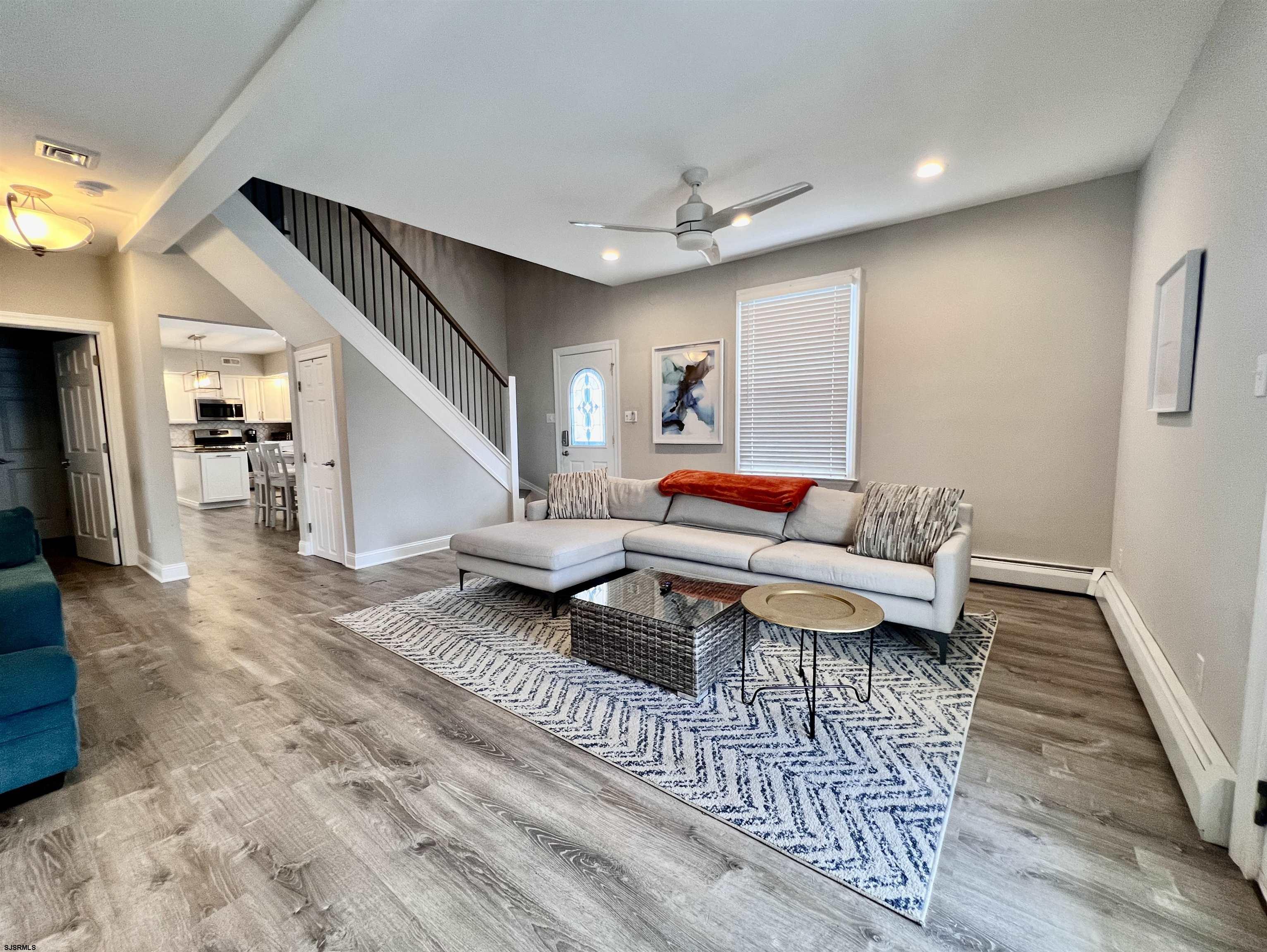 9 N Wyoming Ave