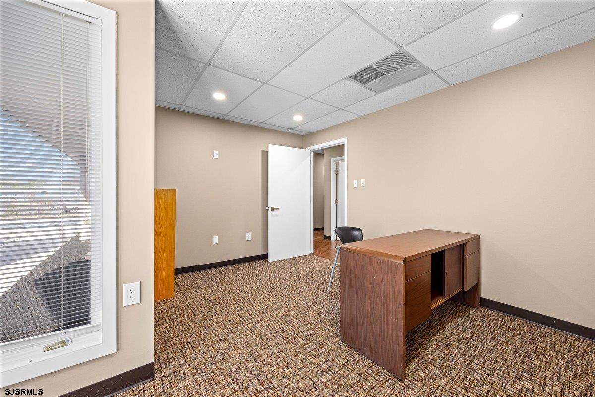 1125-1131 N New Road