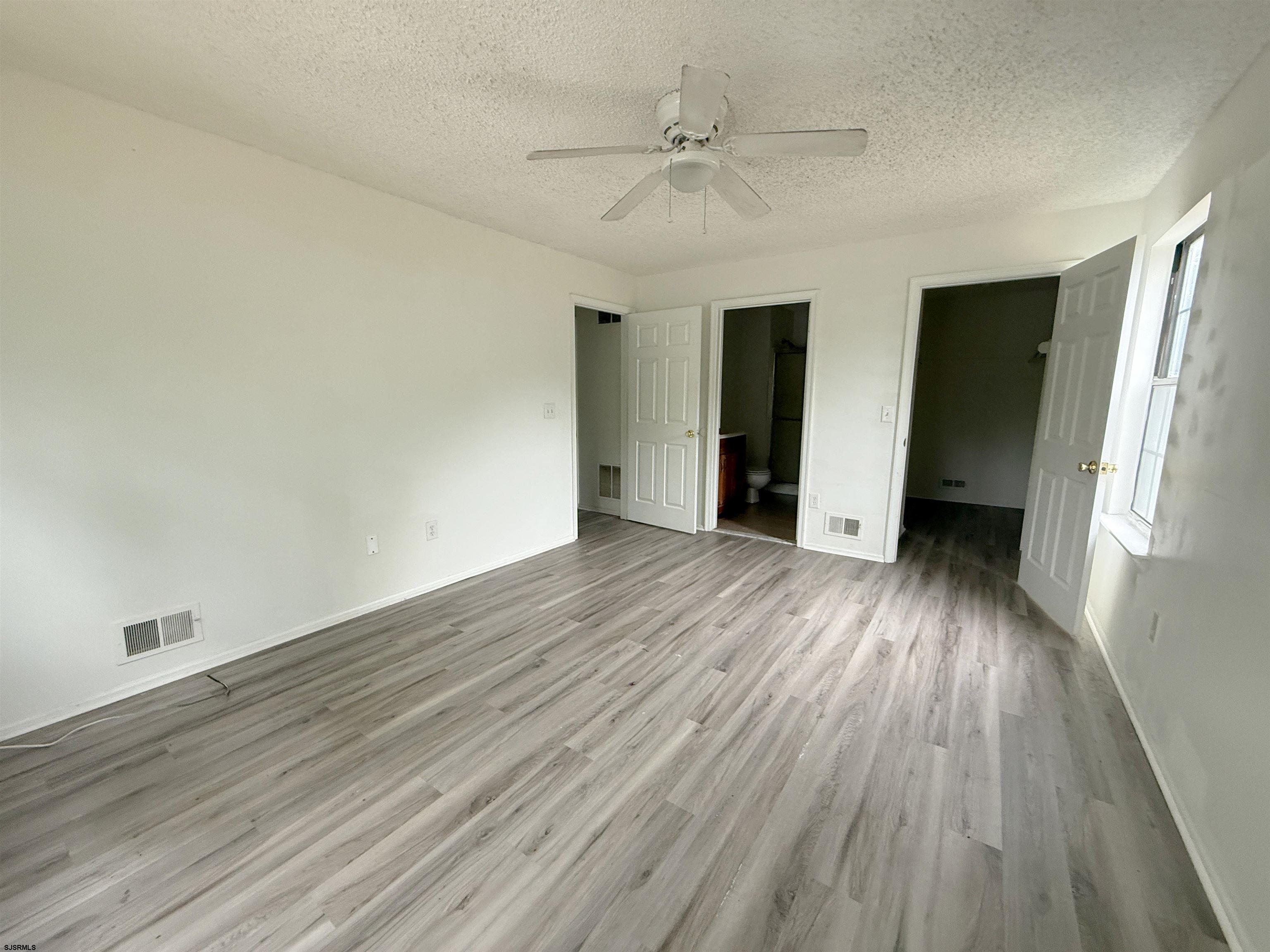172 Colonial Ct Unit: 172