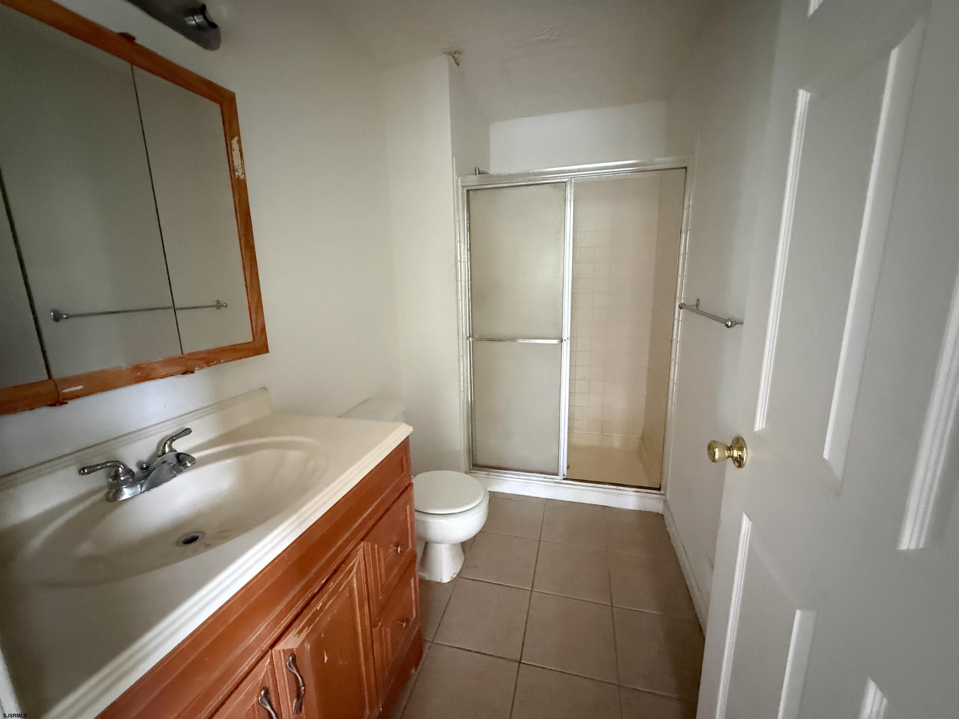 172 Colonial Ct Unit: 172