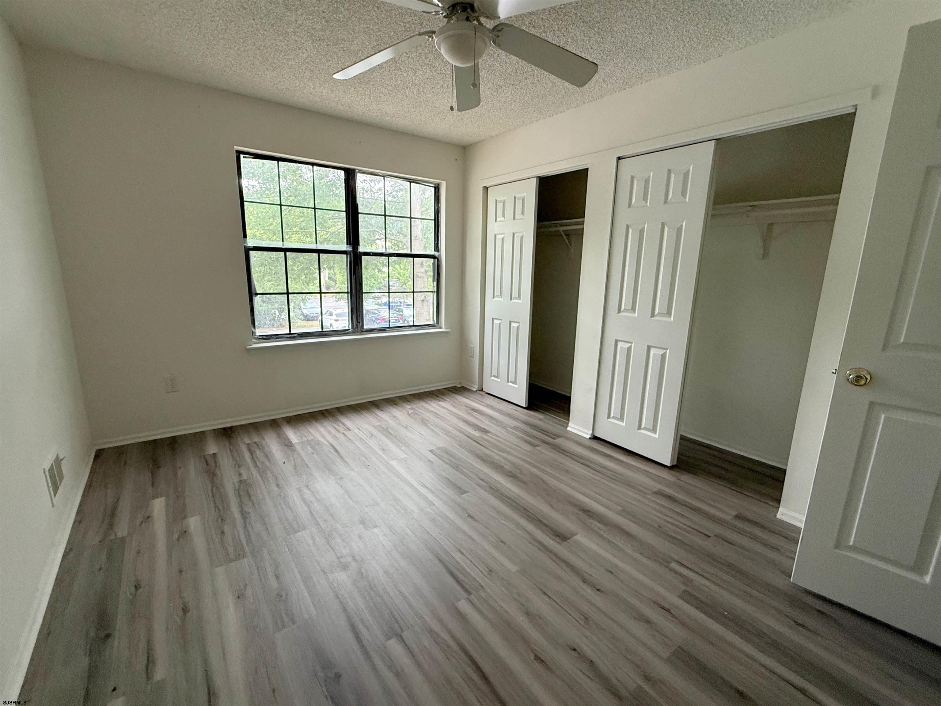 172 Colonial Ct Unit: 172