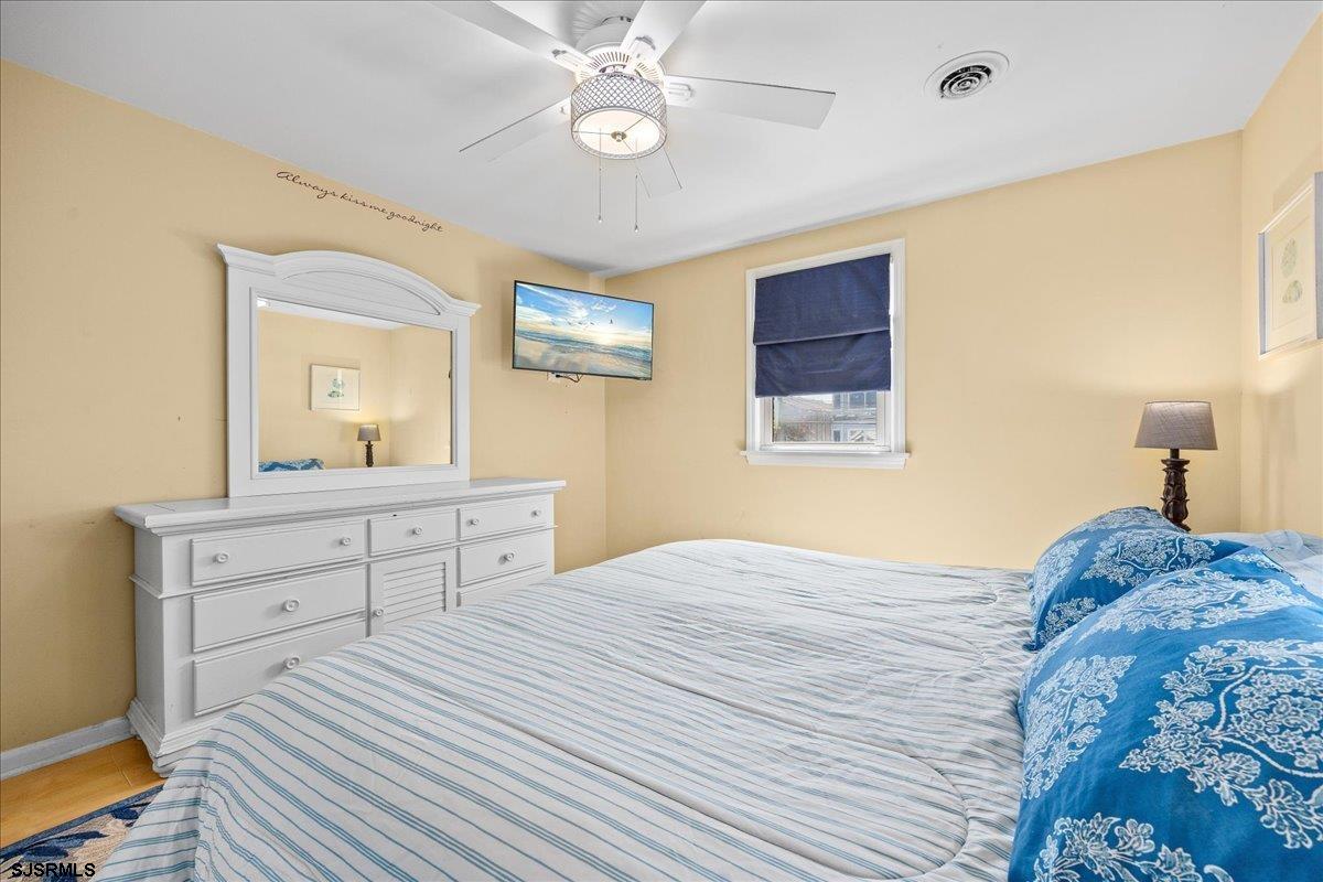 9309 Winchester Ave Unit: 200